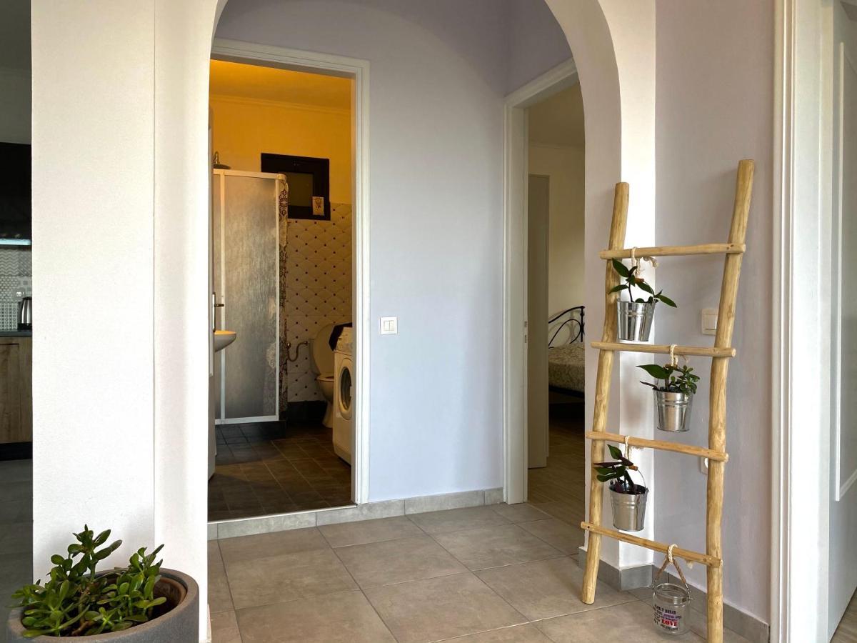 Coralli Pentati 2 "Dimitris Apartments" Luaran gambar