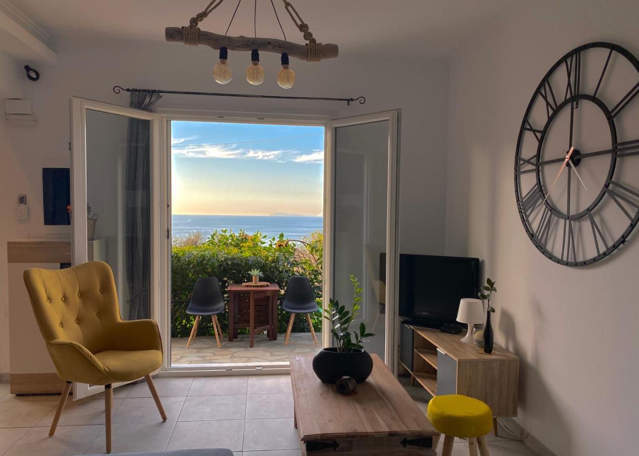 Coralli Pentati 2 "Dimitris Apartments" Luaran gambar
