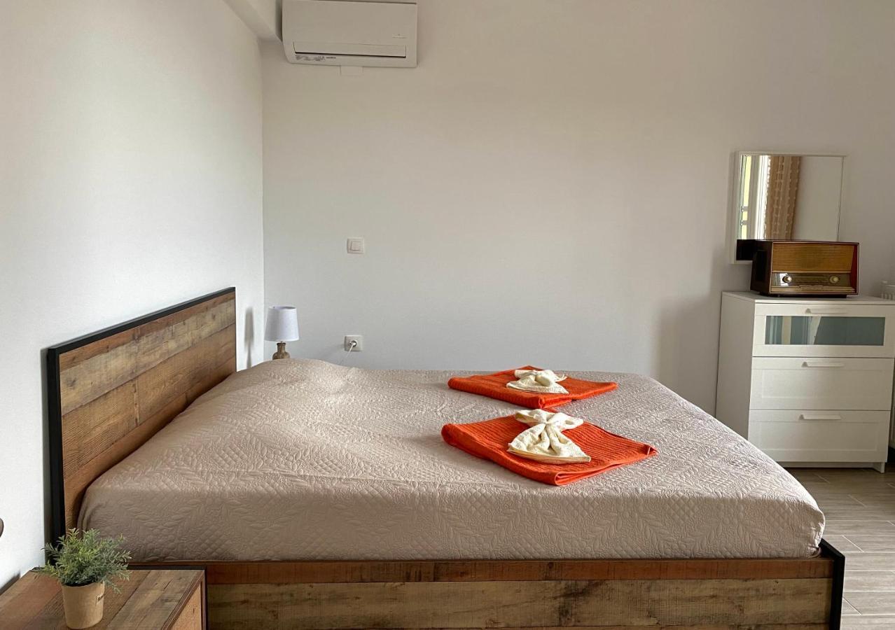 Coralli Pentati 2 "Dimitris Apartments" Luaran gambar