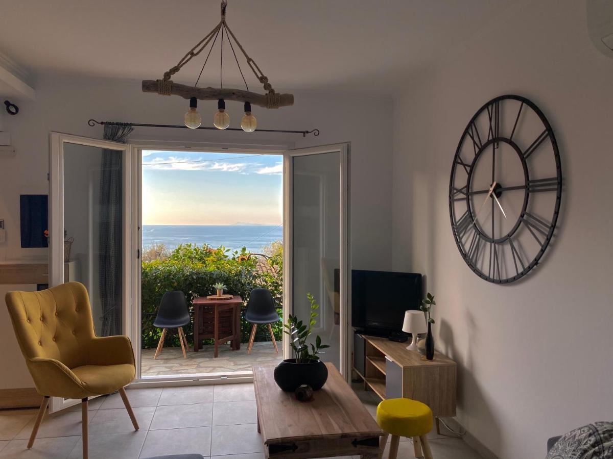 Coralli Pentati 2 "Dimitris Apartments" Luaran gambar
