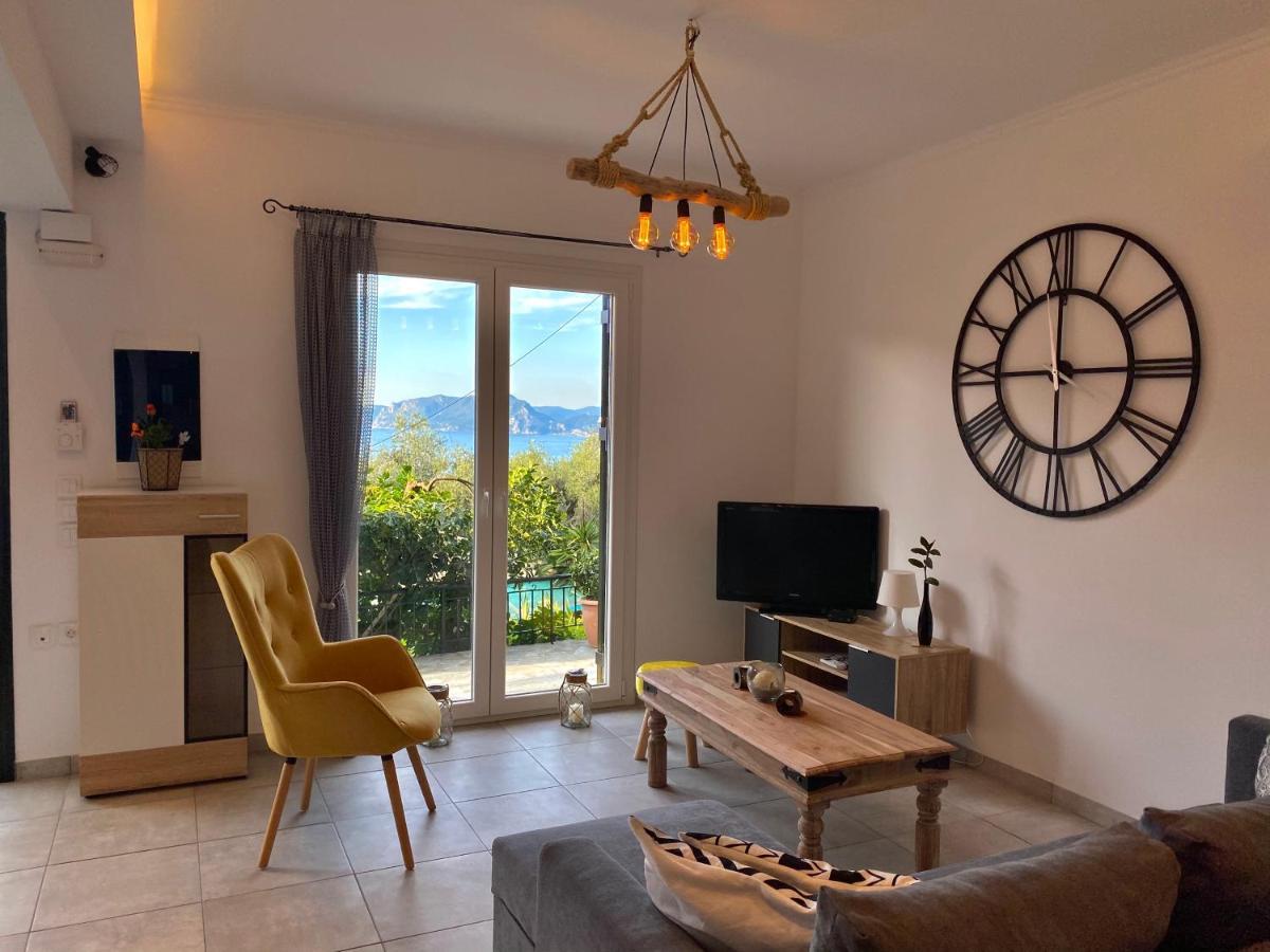Coralli Pentati 2 "Dimitris Apartments" Luaran gambar