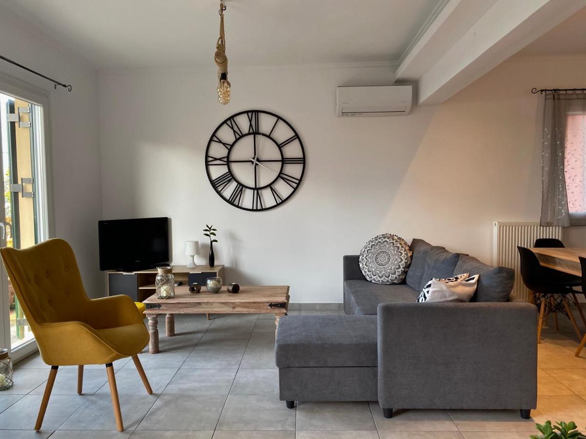 Coralli Pentati 2 "Dimitris Apartments" Luaran gambar