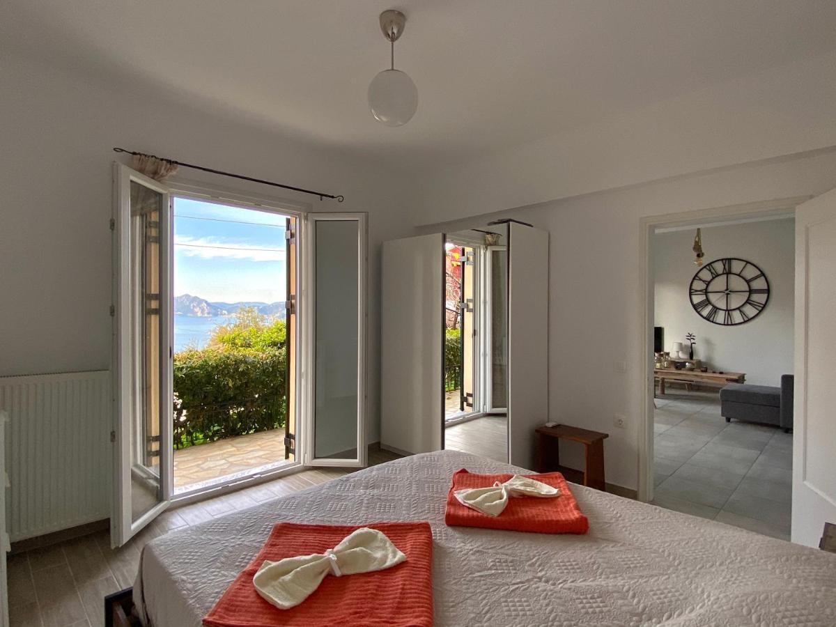 Coralli Pentati 2 "Dimitris Apartments" Luaran gambar
